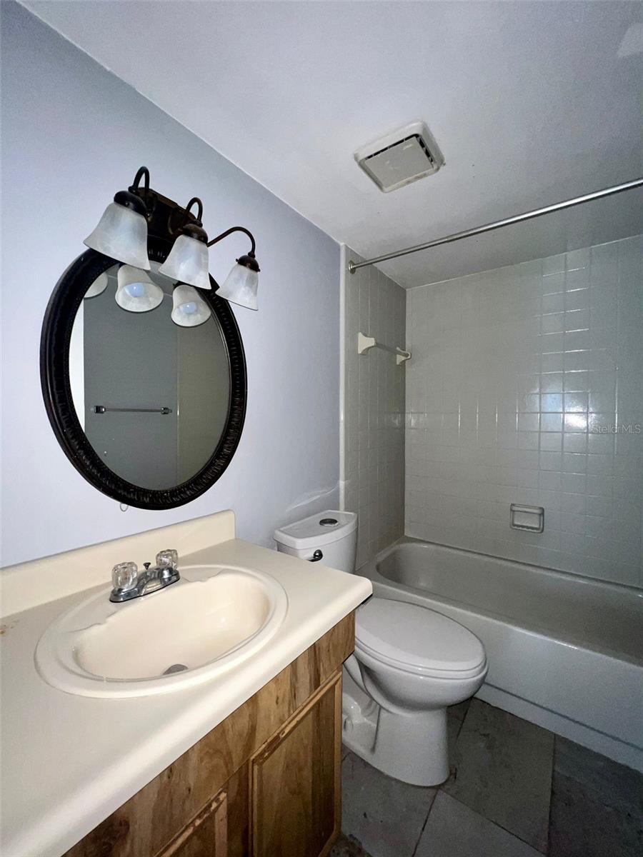 Image 10 of 11 For 3964 Dream Oak Place 104