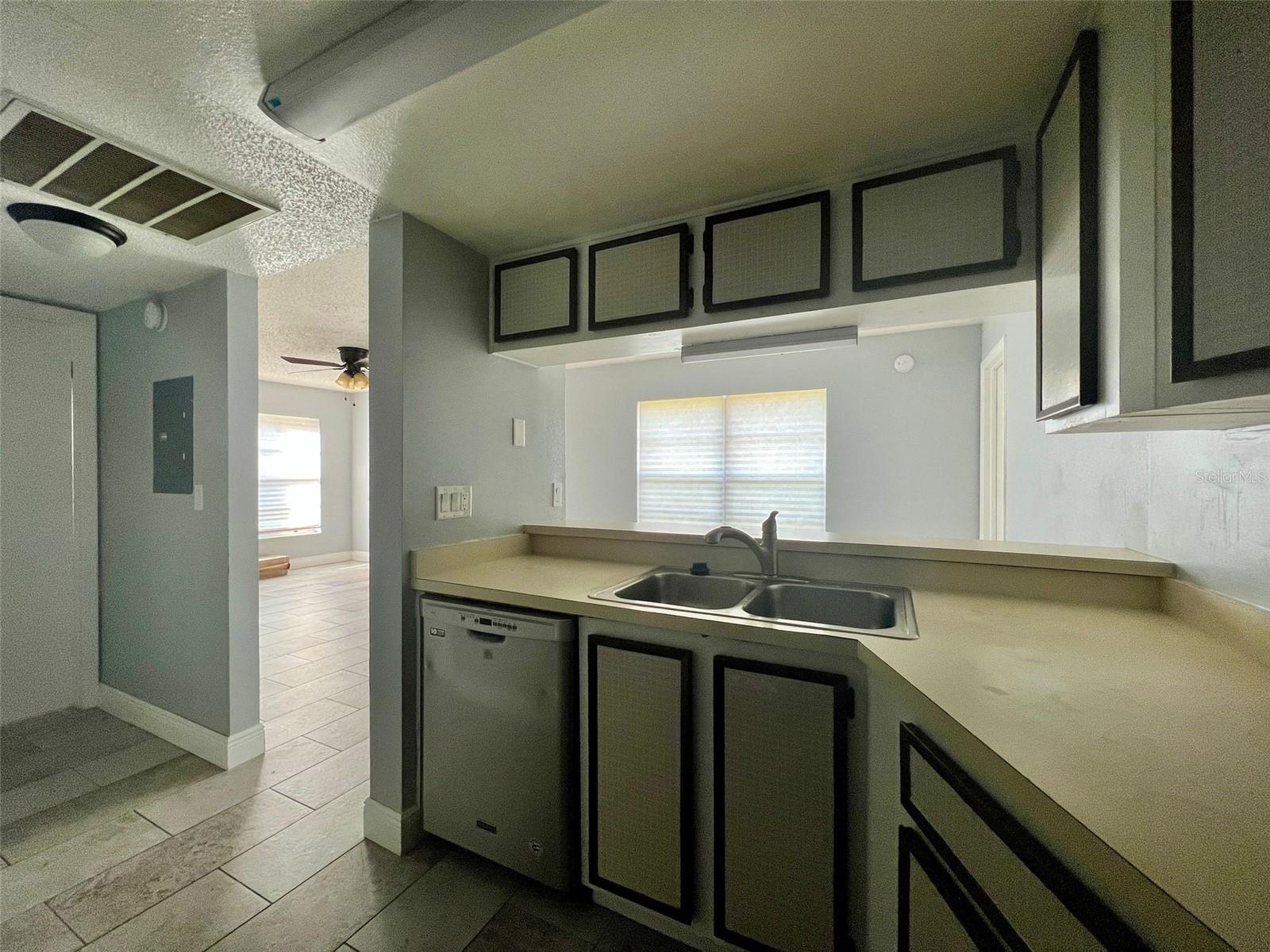 Image 9 of 11 For 3964 Dream Oak Place 104