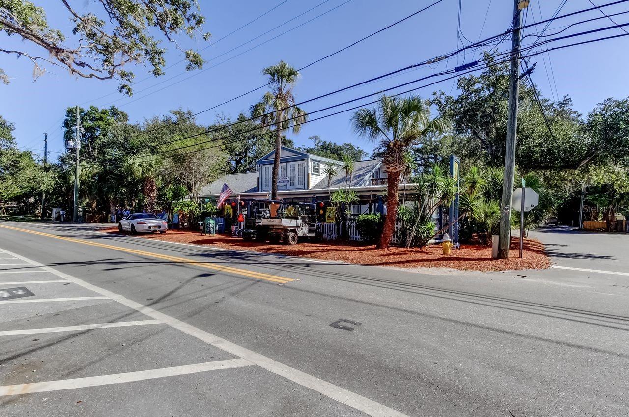 Image 10 of 12 For 236 Pinecrest Drive