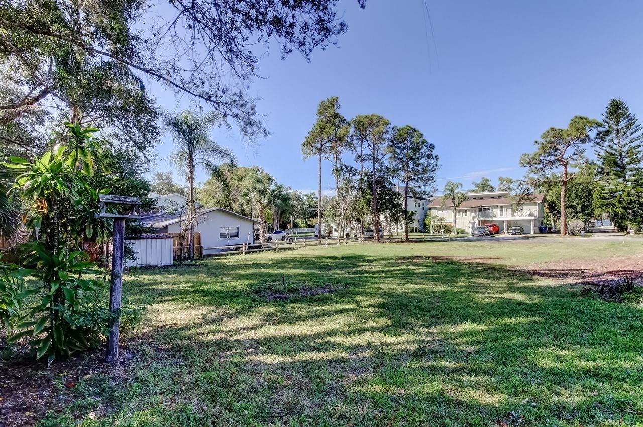 Image 4 of 12 For 236 Pinecrest Drive