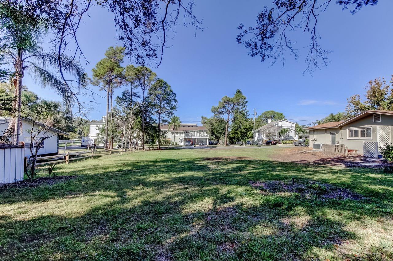 Image 5 of 12 For 236 Pinecrest Drive