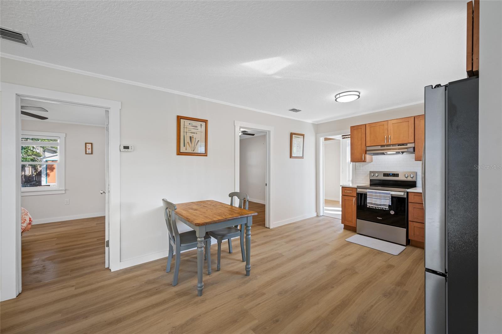 Image 5 of 28 For 314 Maryland Avenue