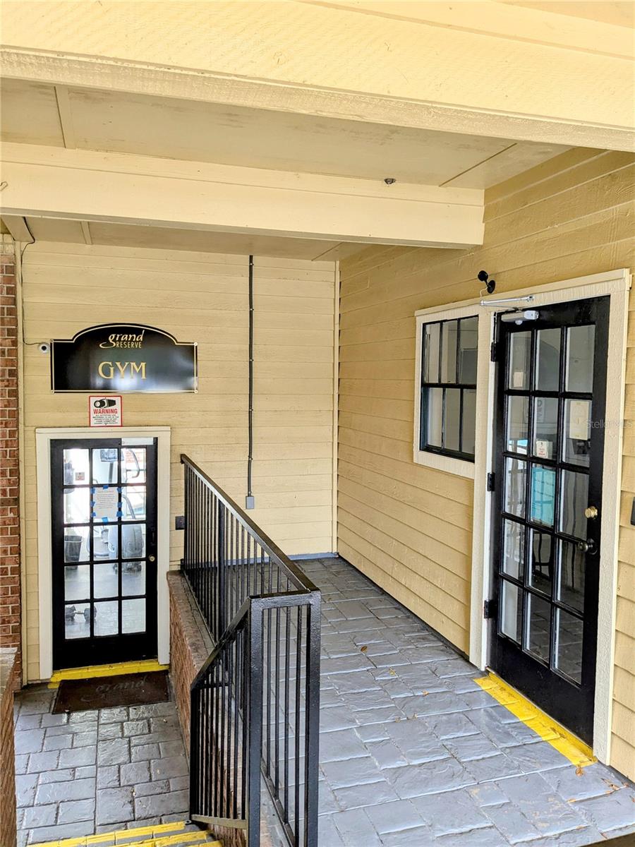 Image 20 of 21 For 8702 Mallard Reserve Drive 104