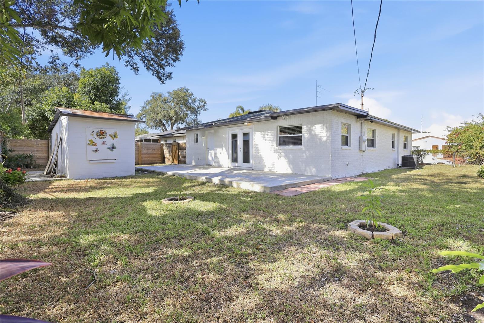 Image 25 of 29 For 3106 La Salle Street