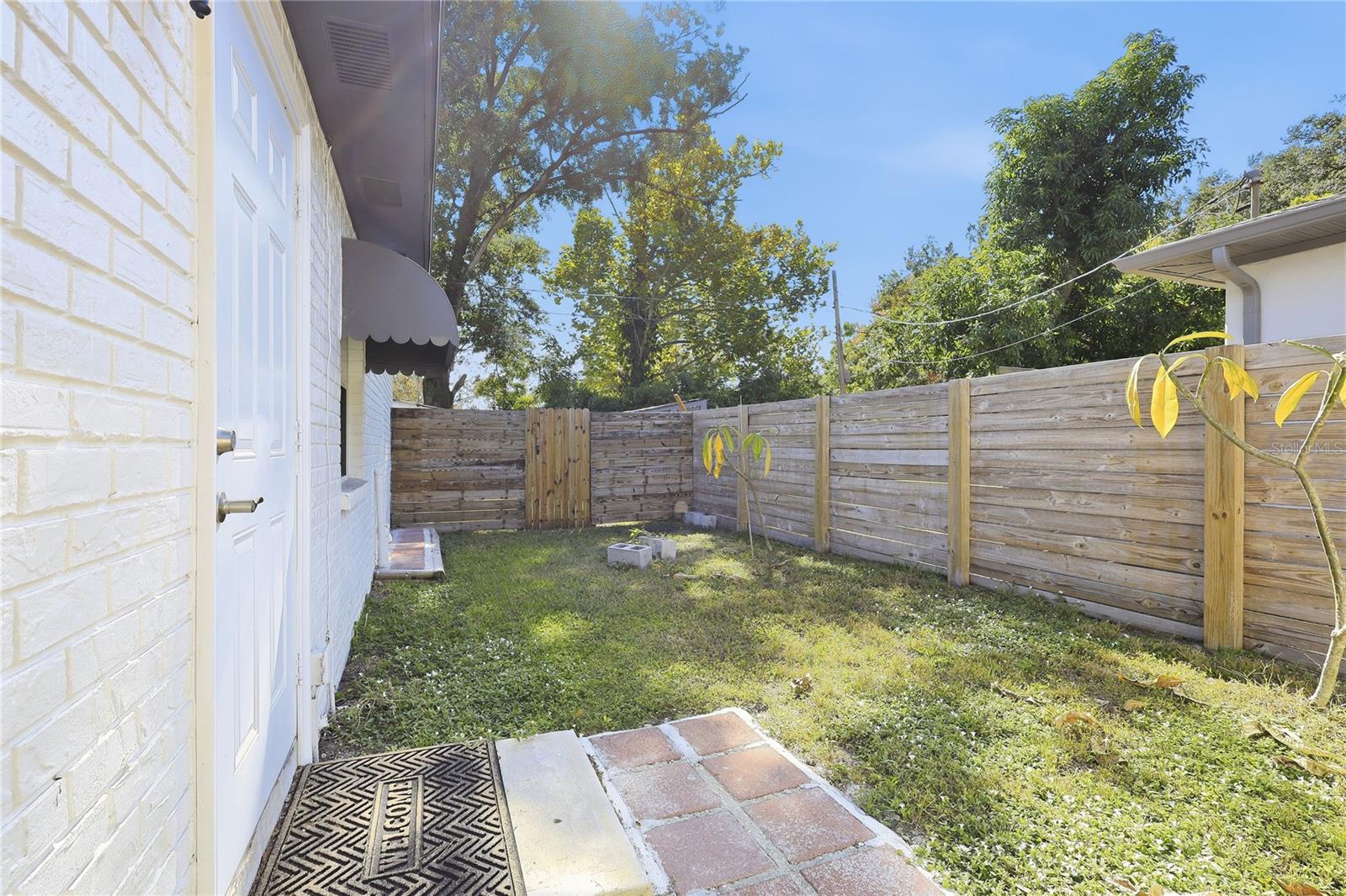 Image 29 of 29 For 3106 La Salle Street