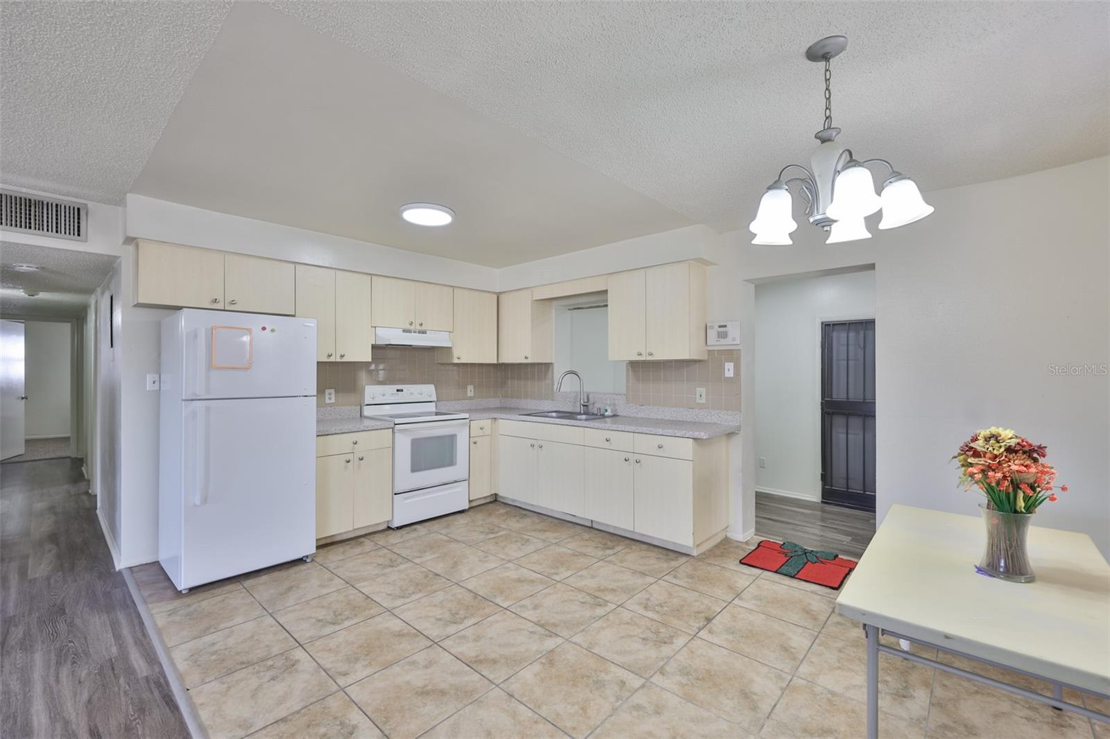 Image 6 of 17 For 3504 Frierson Avenue