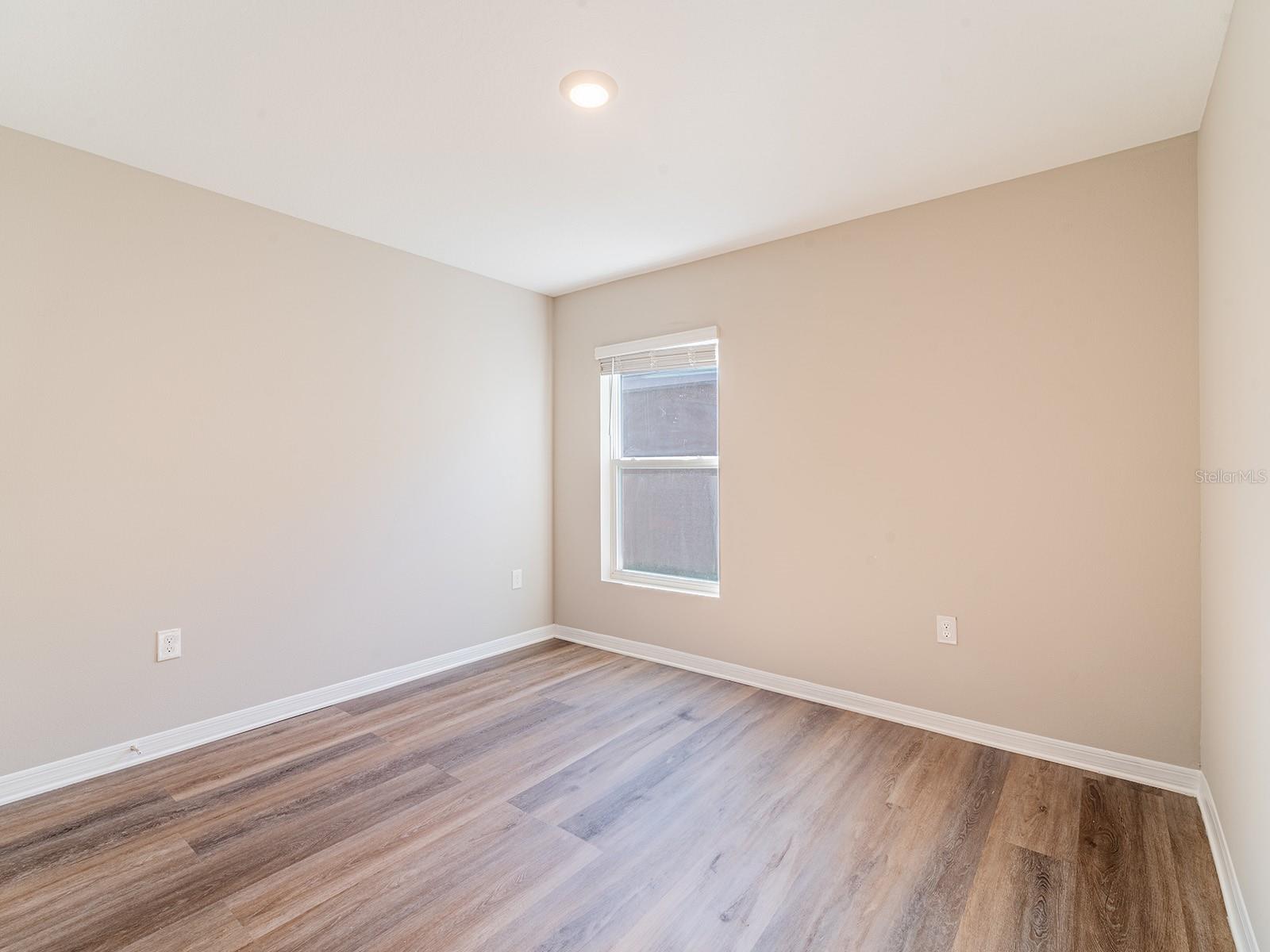 Image 29 of 46 For 13748 Wineberry Drive