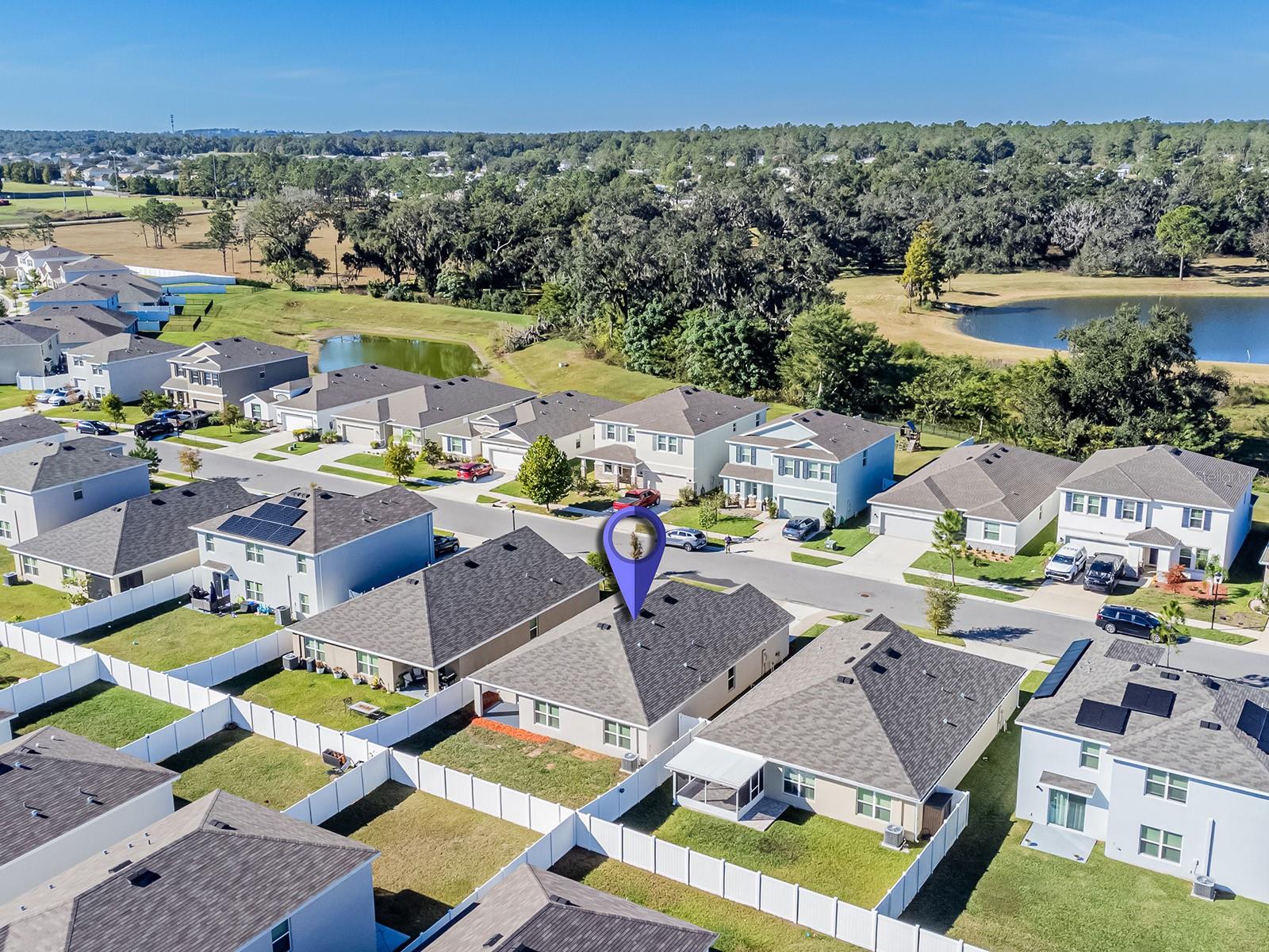 Image 5 of 46 For 13748 Wineberry Drive