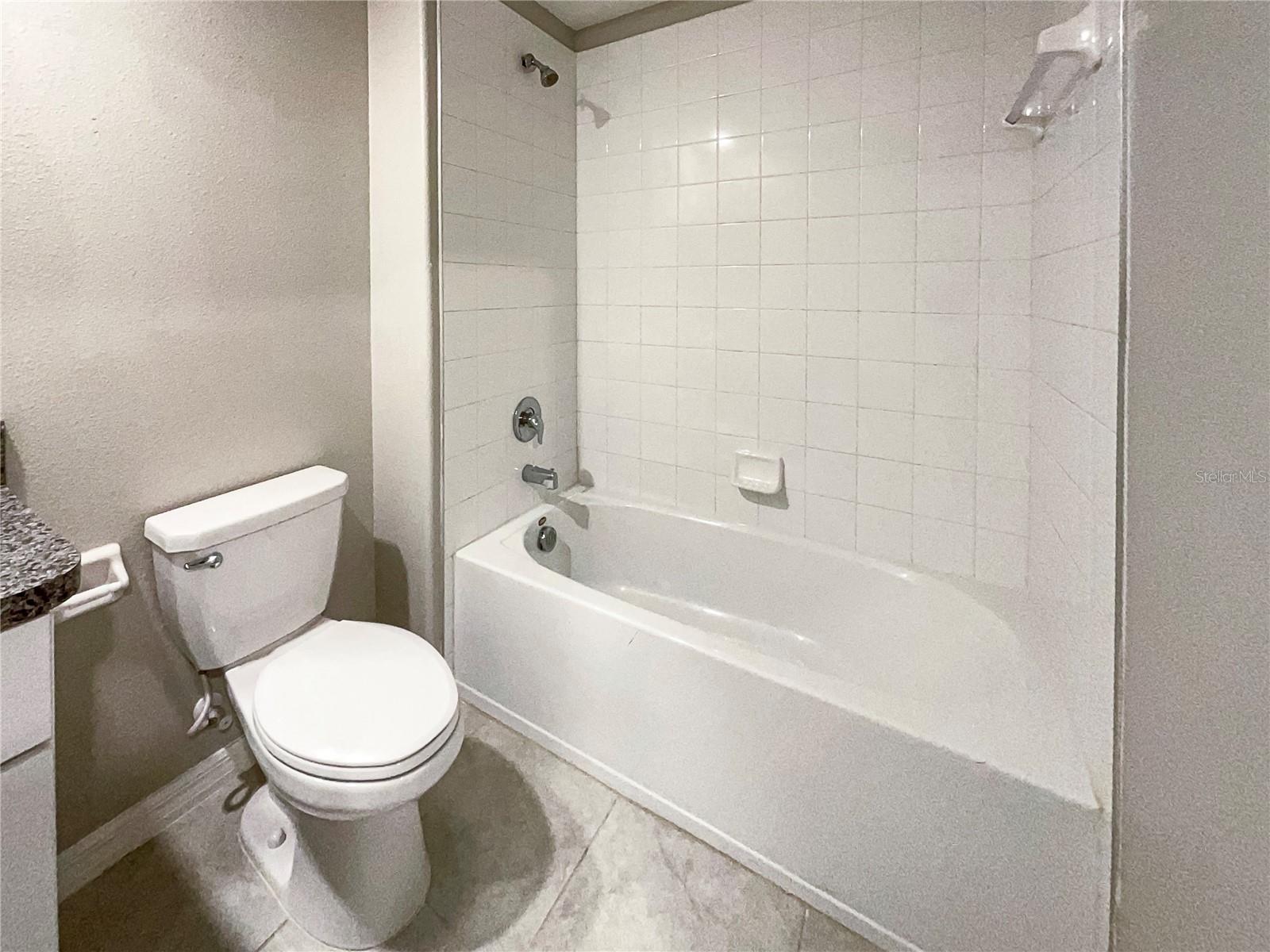 Image 18 of 24 For 1526 Cassius Street