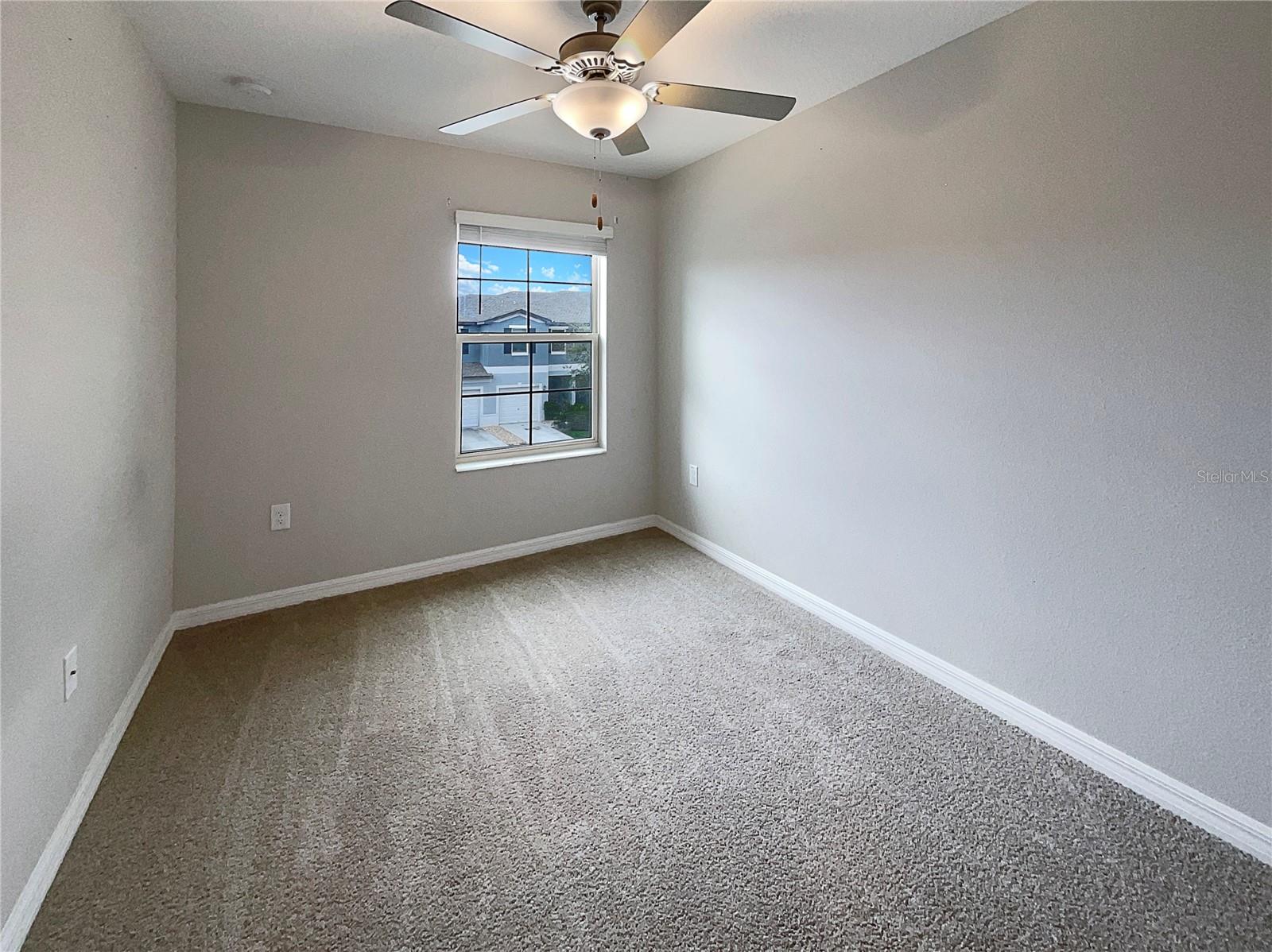 Image 5 of 24 For 1526 Cassius Street