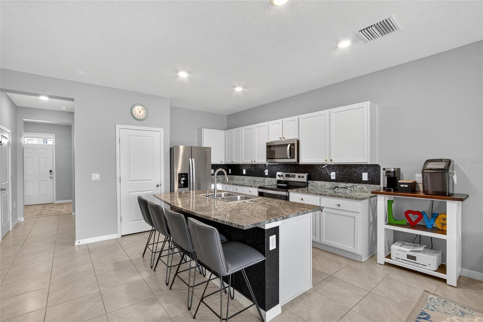 Image 8 of 64 For 5055 Captain Davis Drive