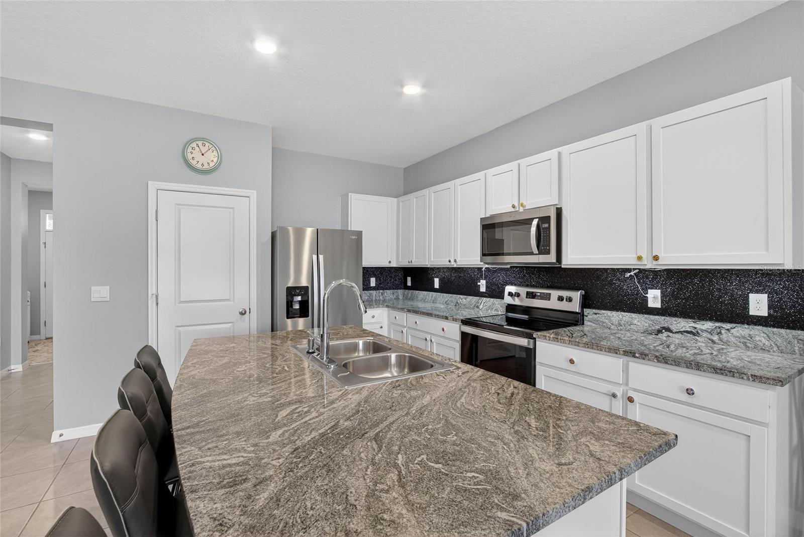 Image 9 of 64 For 5055 Captain Davis Drive