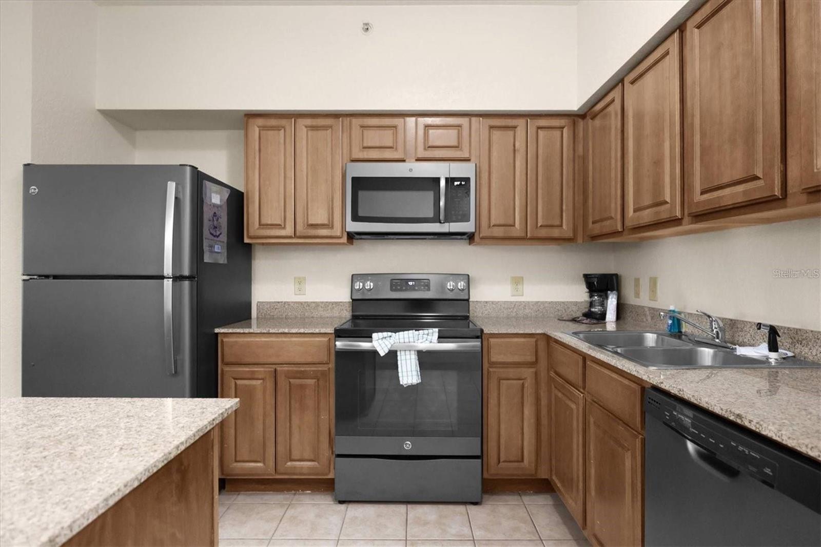 Image 11 of 34 For 12521 Floridays Resort Drive 103f