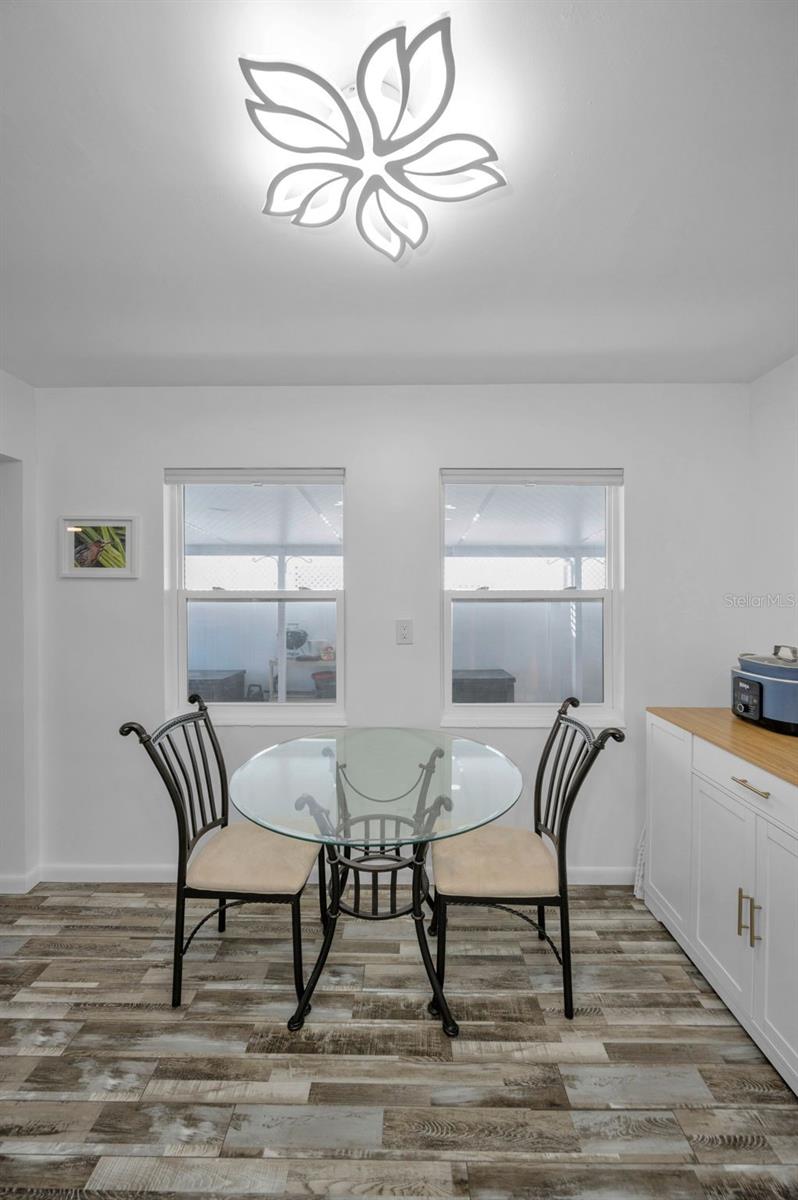 Image 12 of 82 For 557 77th Avenue