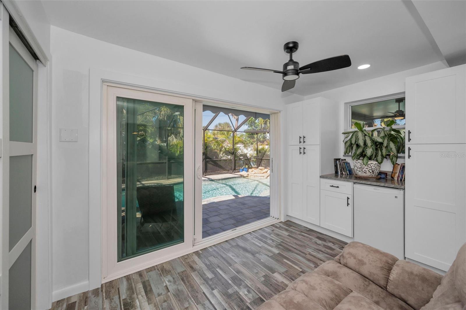 Image 15 of 82 For 557 77th Avenue