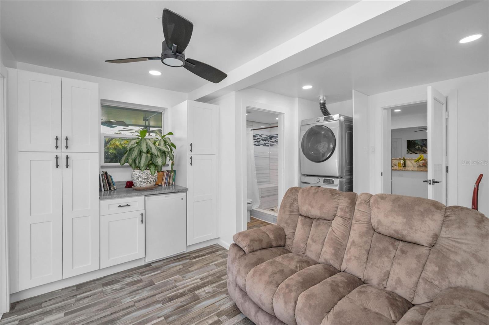 Image 17 of 82 For 557 77th Avenue