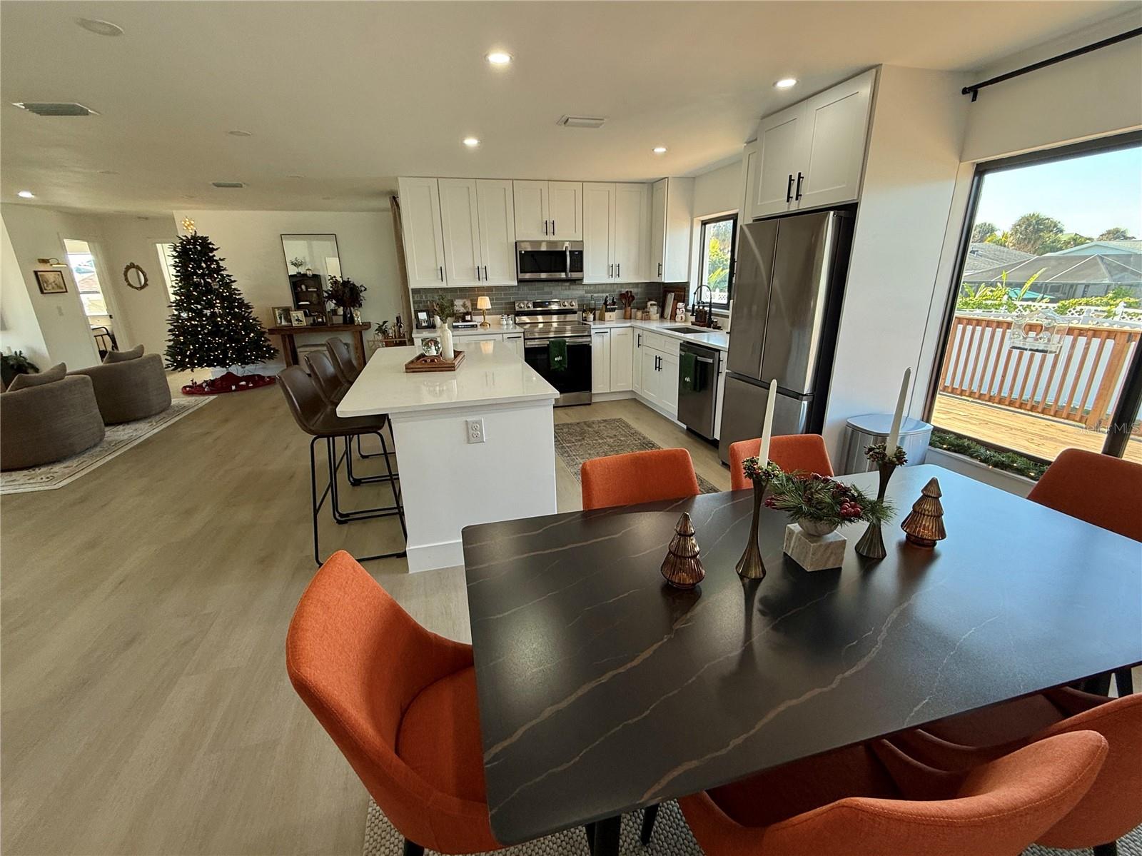 Image 17 of 38 For 6510 Abaco Drive