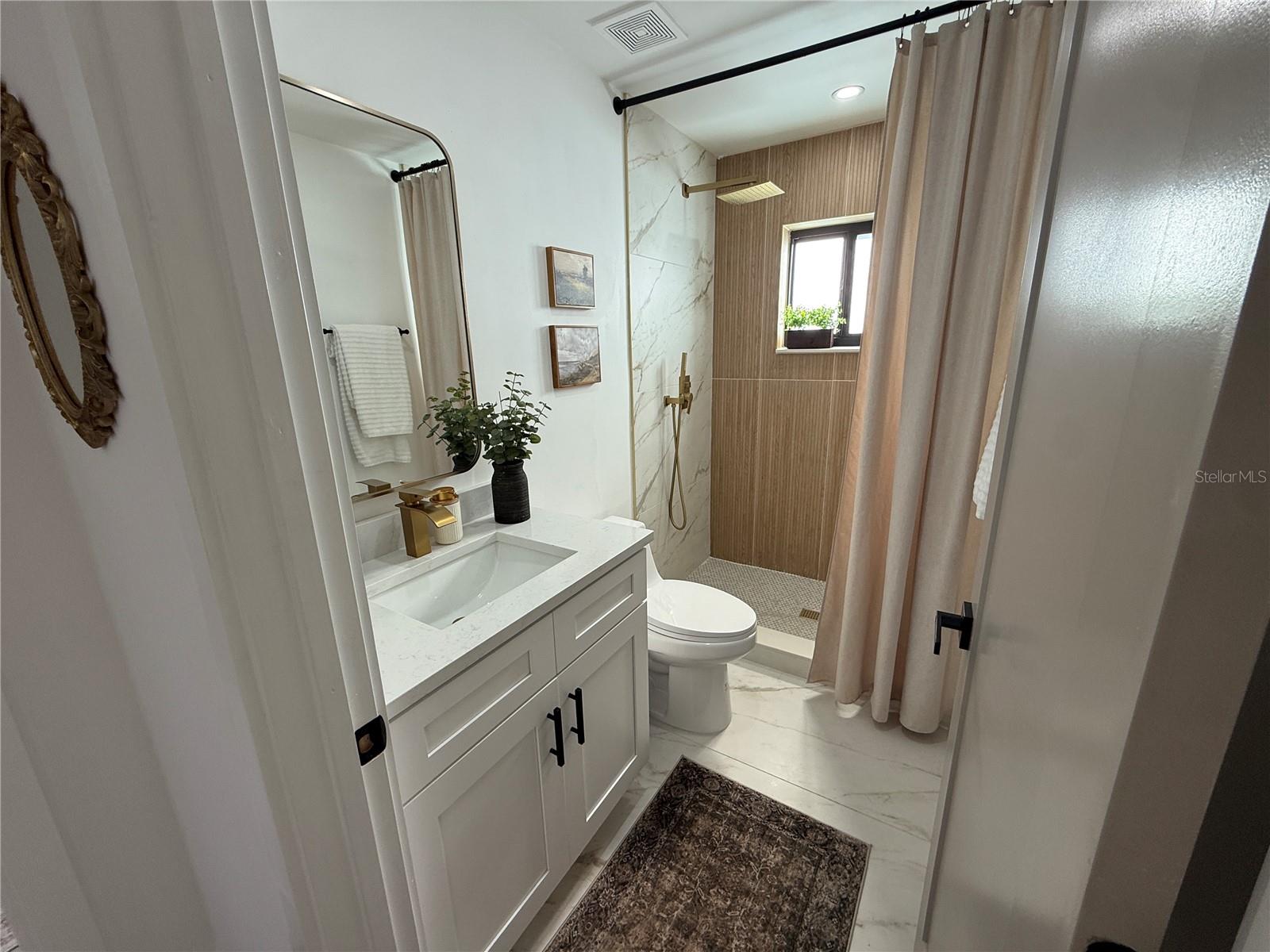 Image 25 of 38 For 6510 Abaco Drive