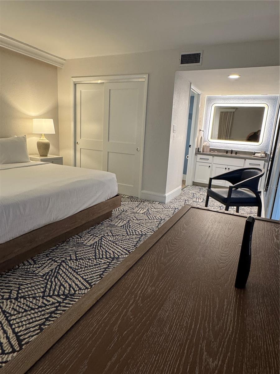 Image 10 of 32 For 4786 Fox Hunt Drive D743