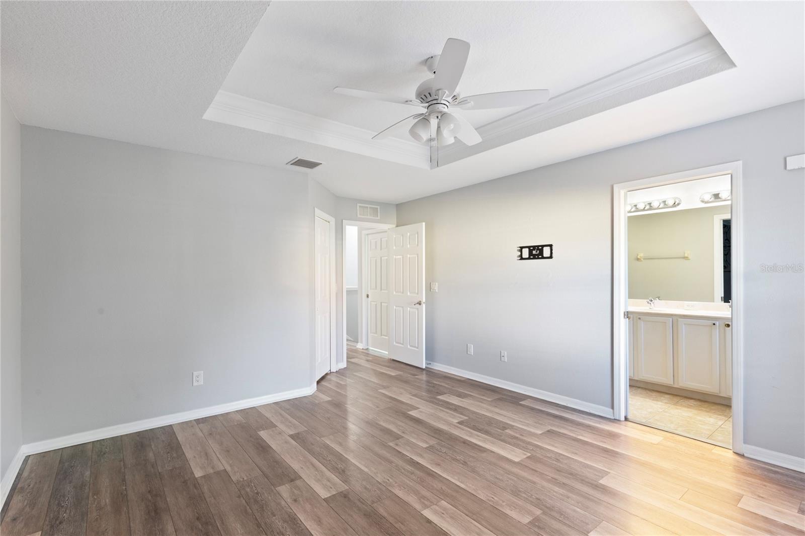 Image 16 of 30 For 1455 Hidden Court