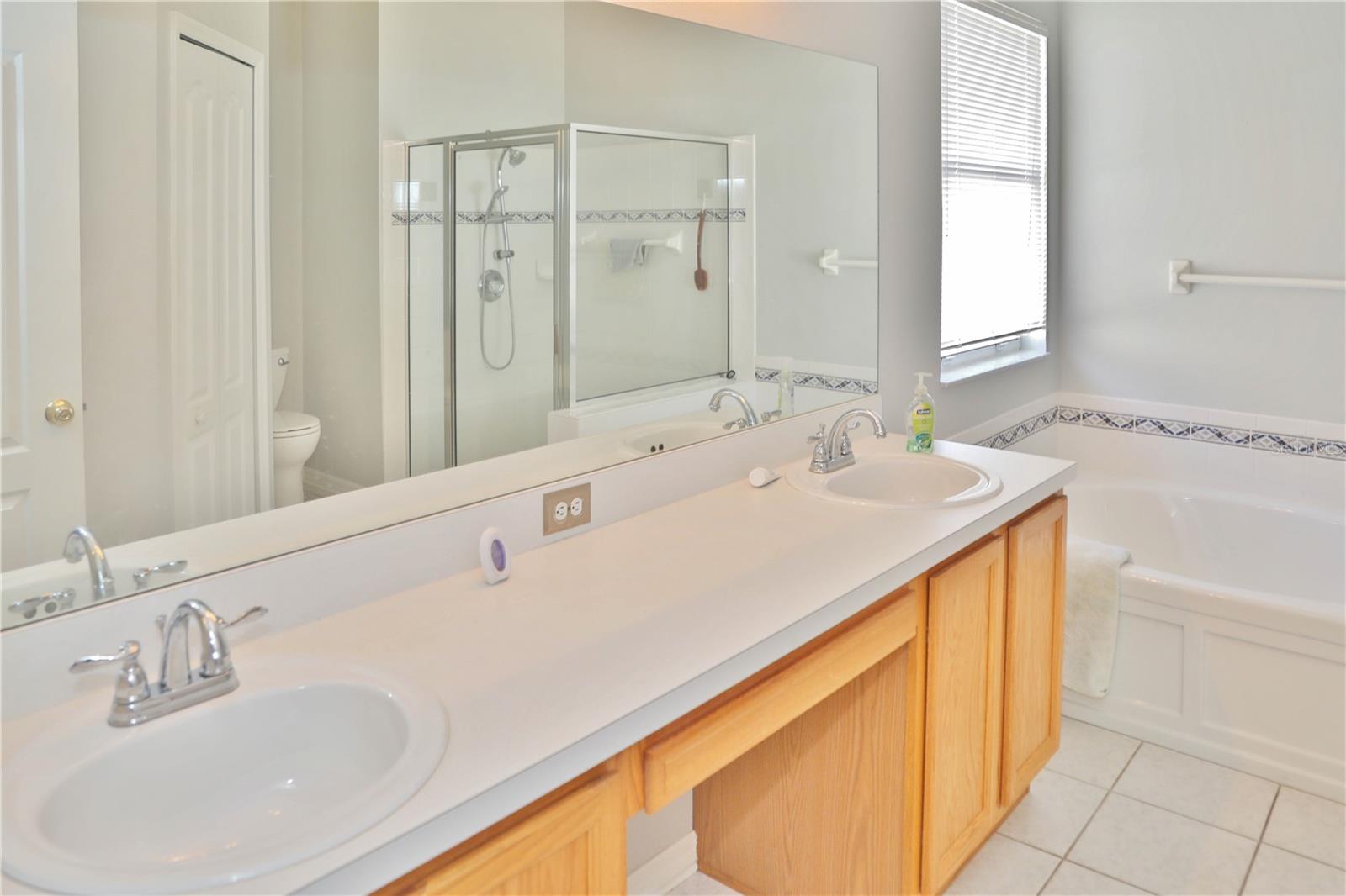 Listing photo id 9 for 10224 Grant Creek Drive