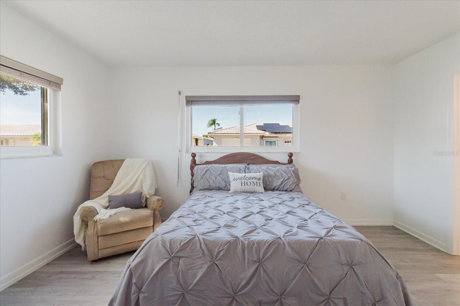 Image 12 of 70 For 5396 Acacia Trail N