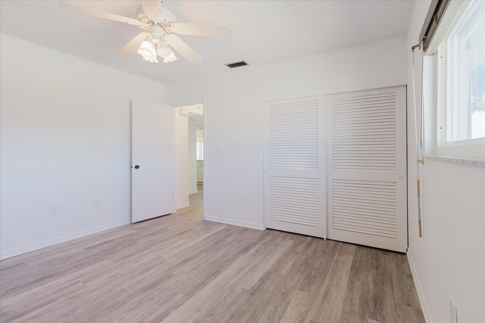 Image 17 of 70 For 5396 Acacia Trail N