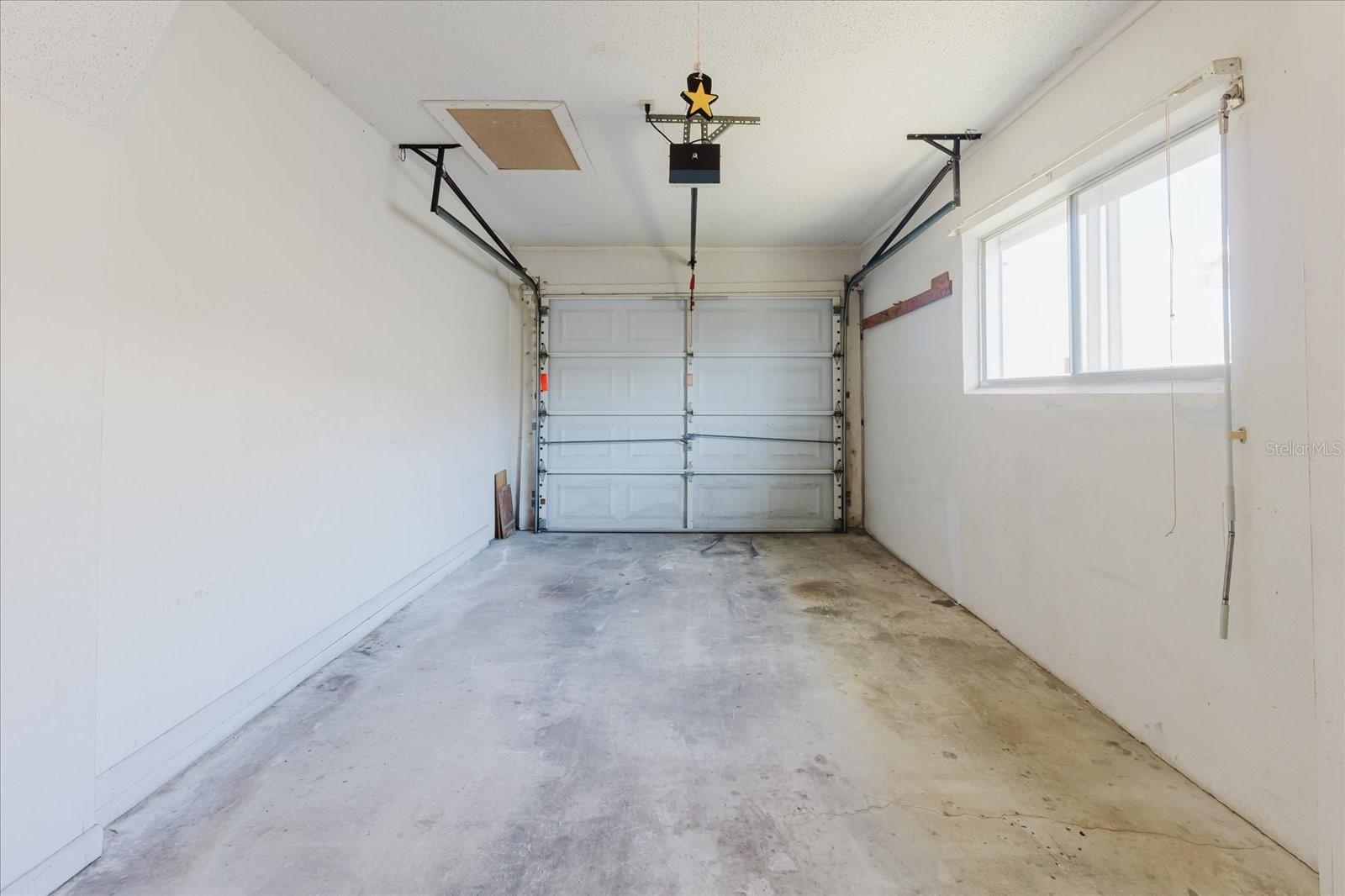 Image 22 of 70 For 5396 Acacia Trail N