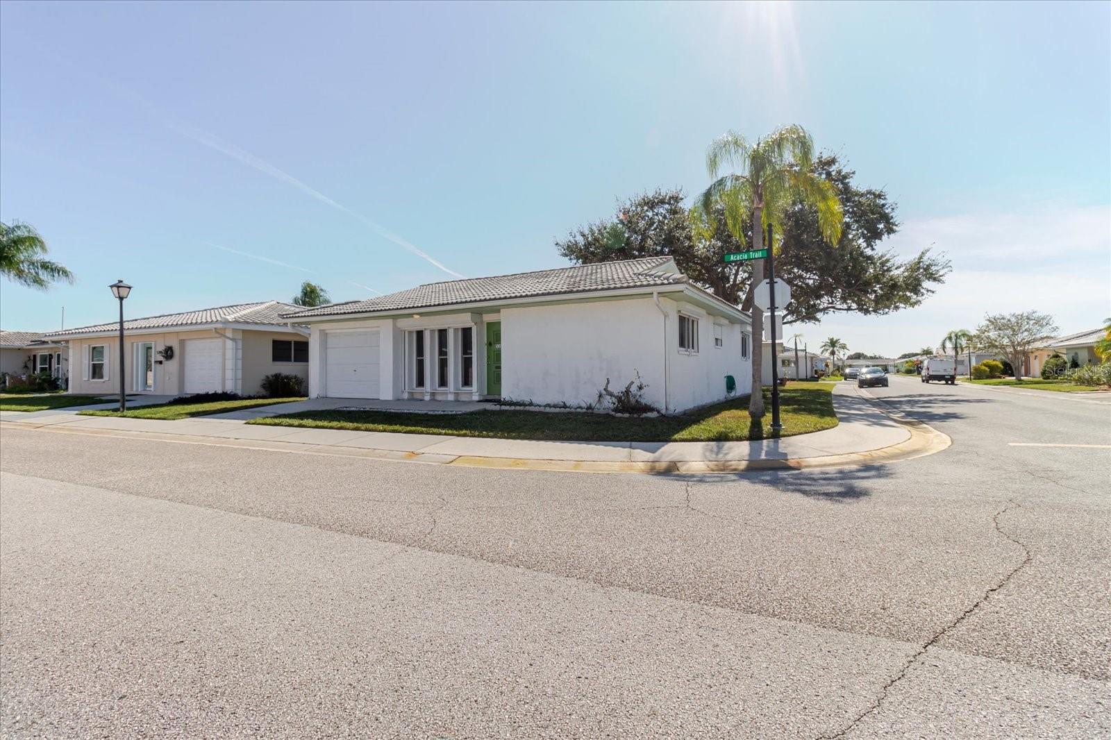 Image 28 of 70 For 5396 Acacia Trail N