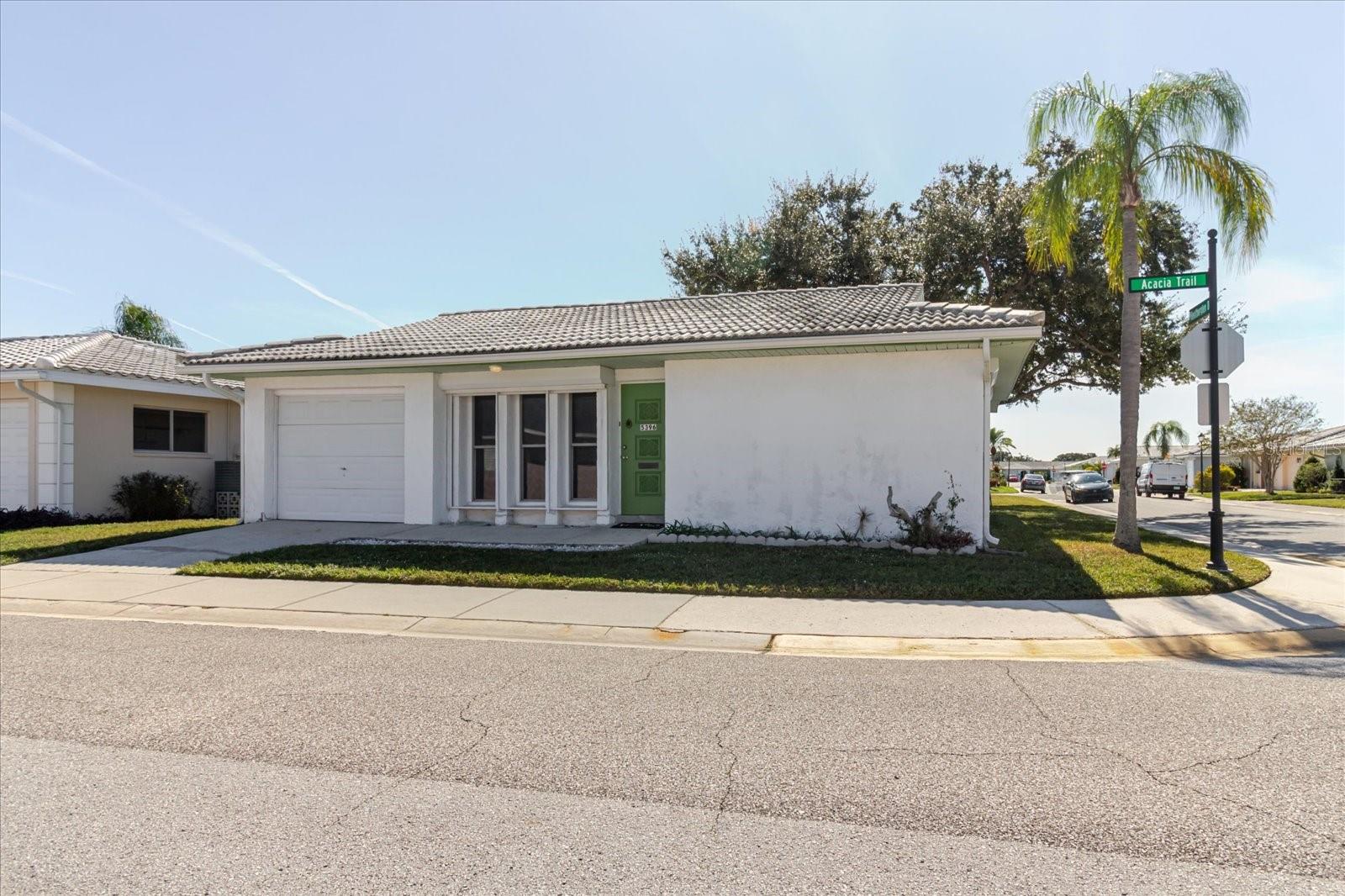 Image 29 of 70 For 5396 Acacia Trail N