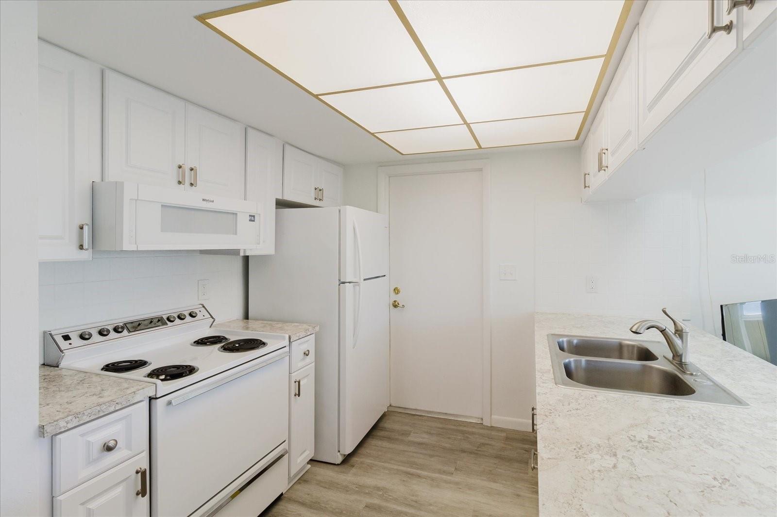 Image 39 of 70 For 5396 Acacia Trail N