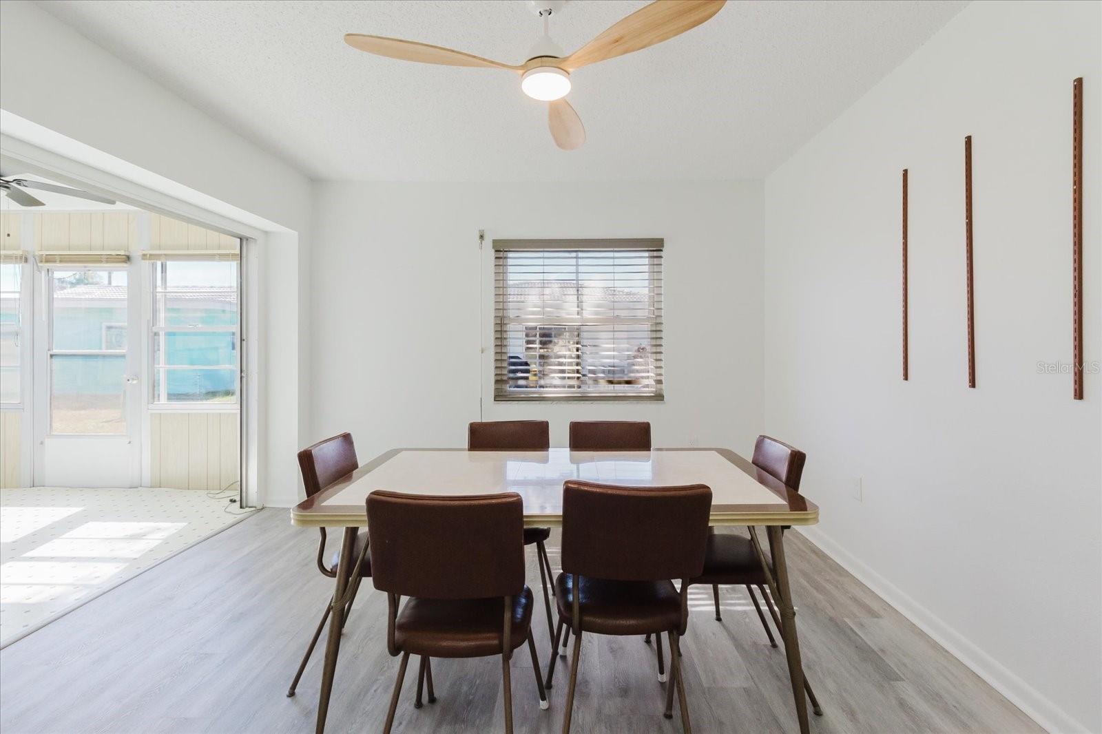 Image 42 of 70 For 5396 Acacia Trail N