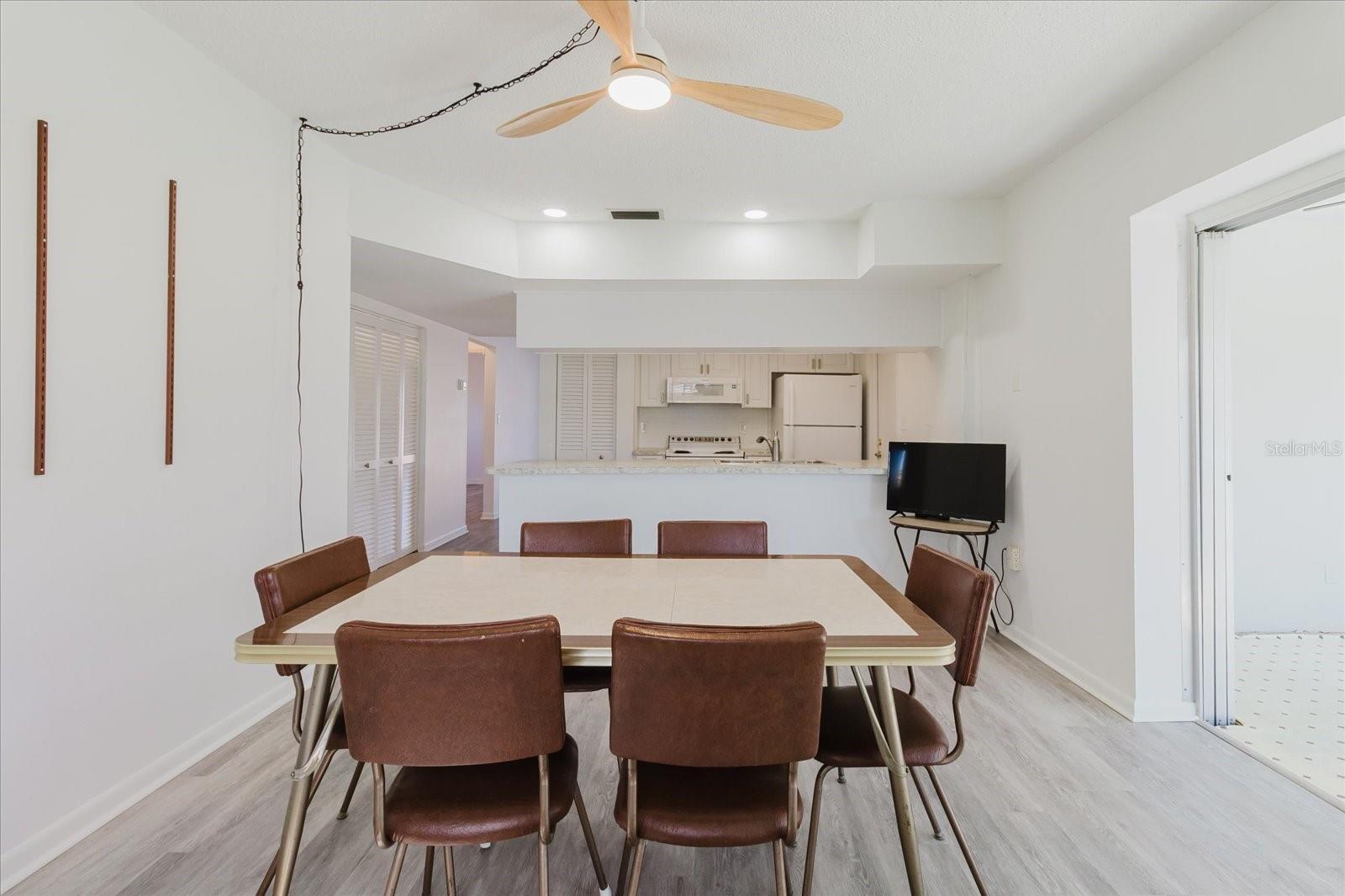 Image 44 of 70 For 5396 Acacia Trail N