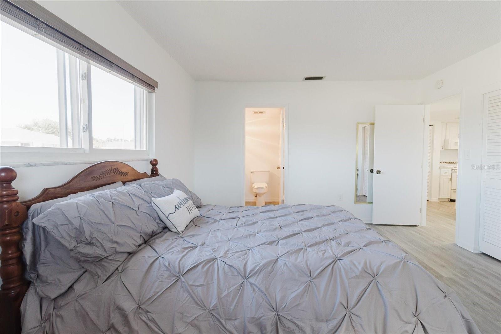 Image 45 of 70 For 5396 Acacia Trail N