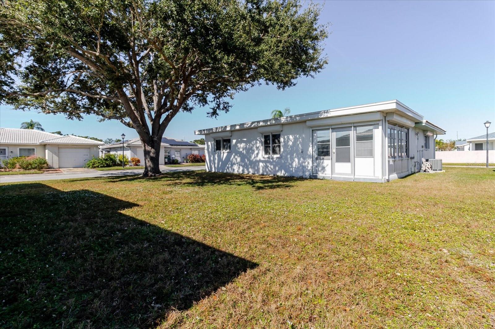 Image 55 of 70 For 5396 Acacia Trail N