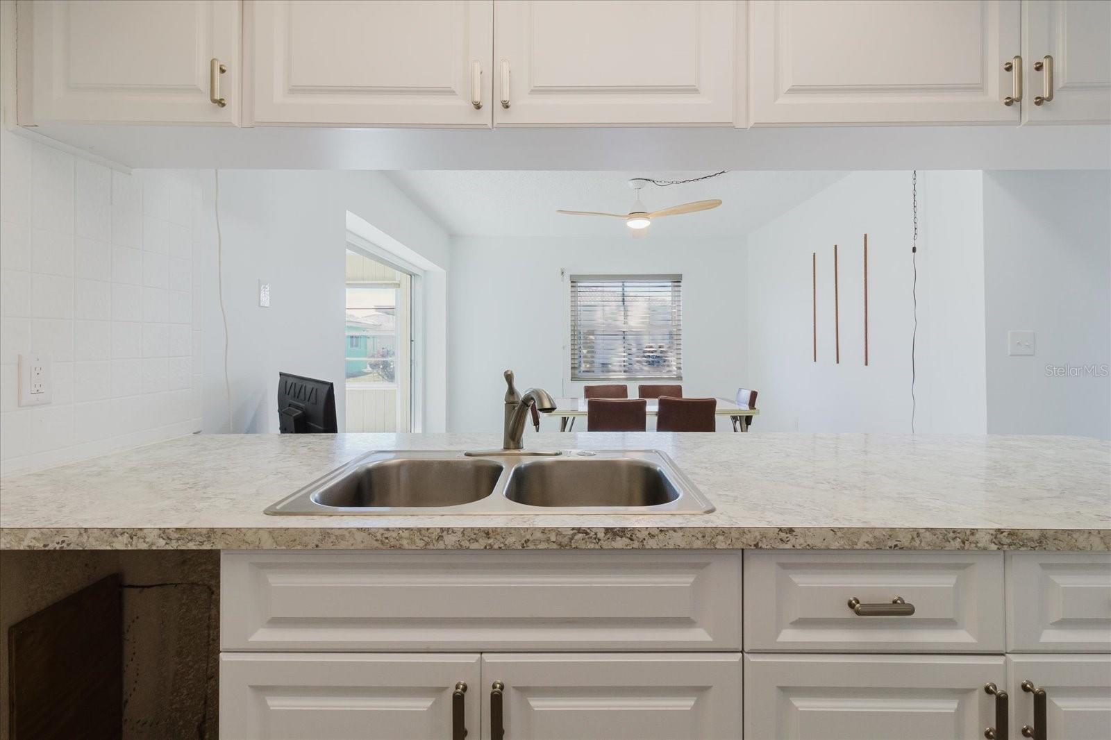 Image 8 of 70 For 5396 Acacia Trail N