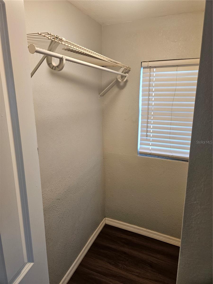 Image 21 of 26 For 3450 17th Avenue S