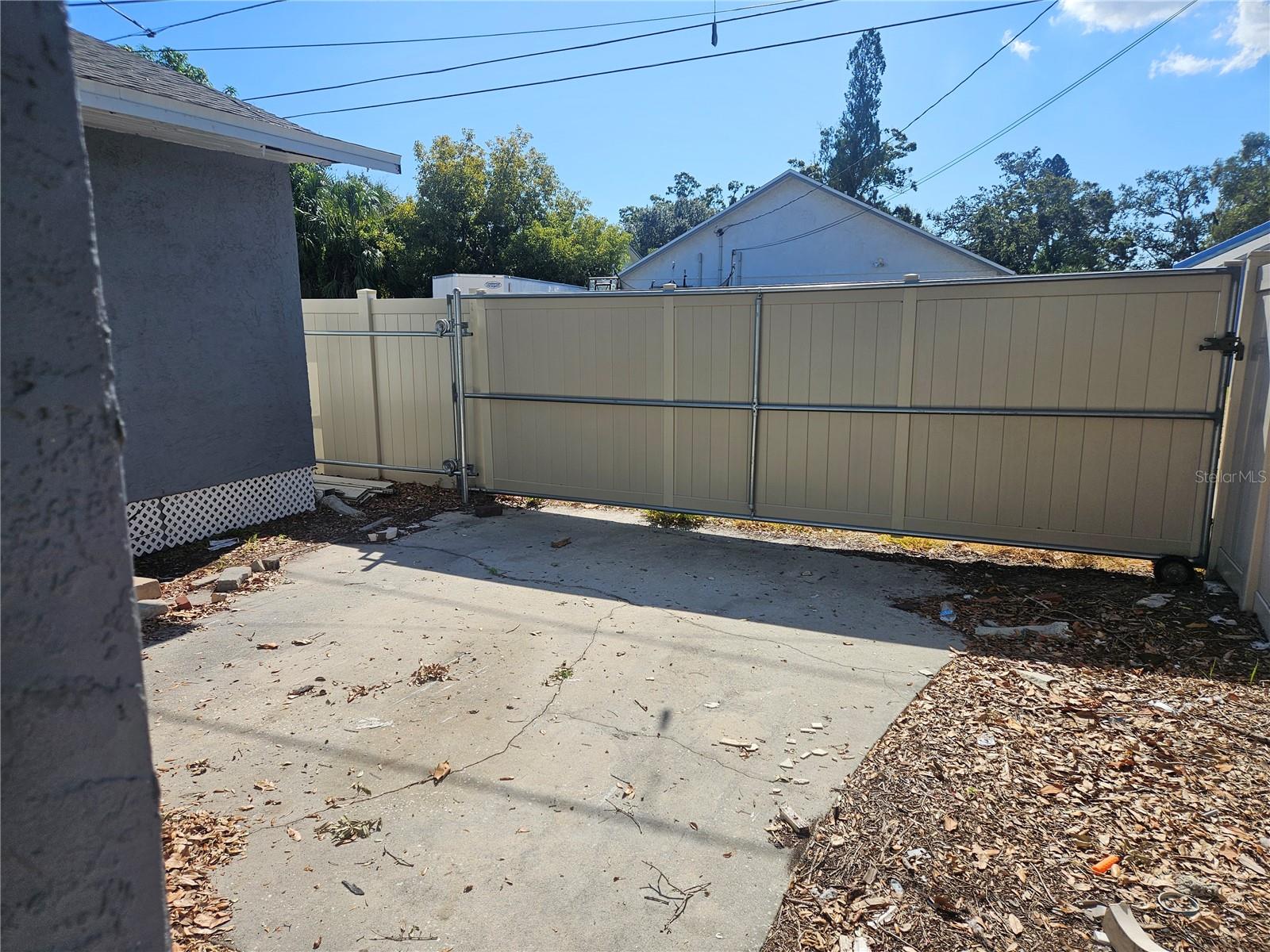 Image 22 of 26 For 3450 17th Avenue S