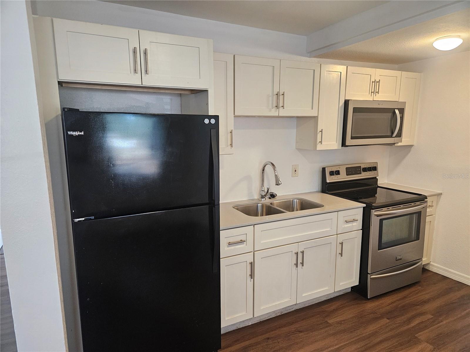 Image 5 of 26 For 3450 17th Avenue S