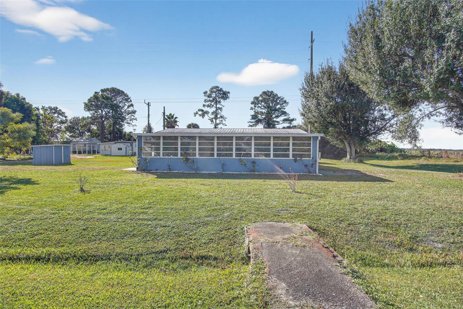 Image 4 of 17 For 17536 Brinkerhoff Lane