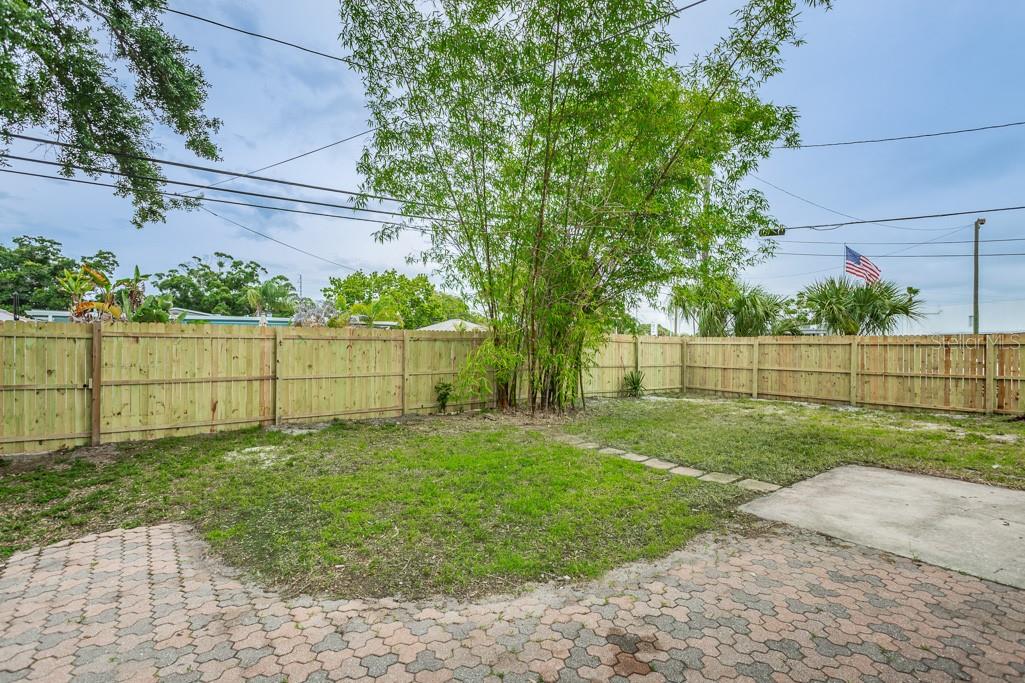 Image 13 of 16 For 7601 32nd Avenue N