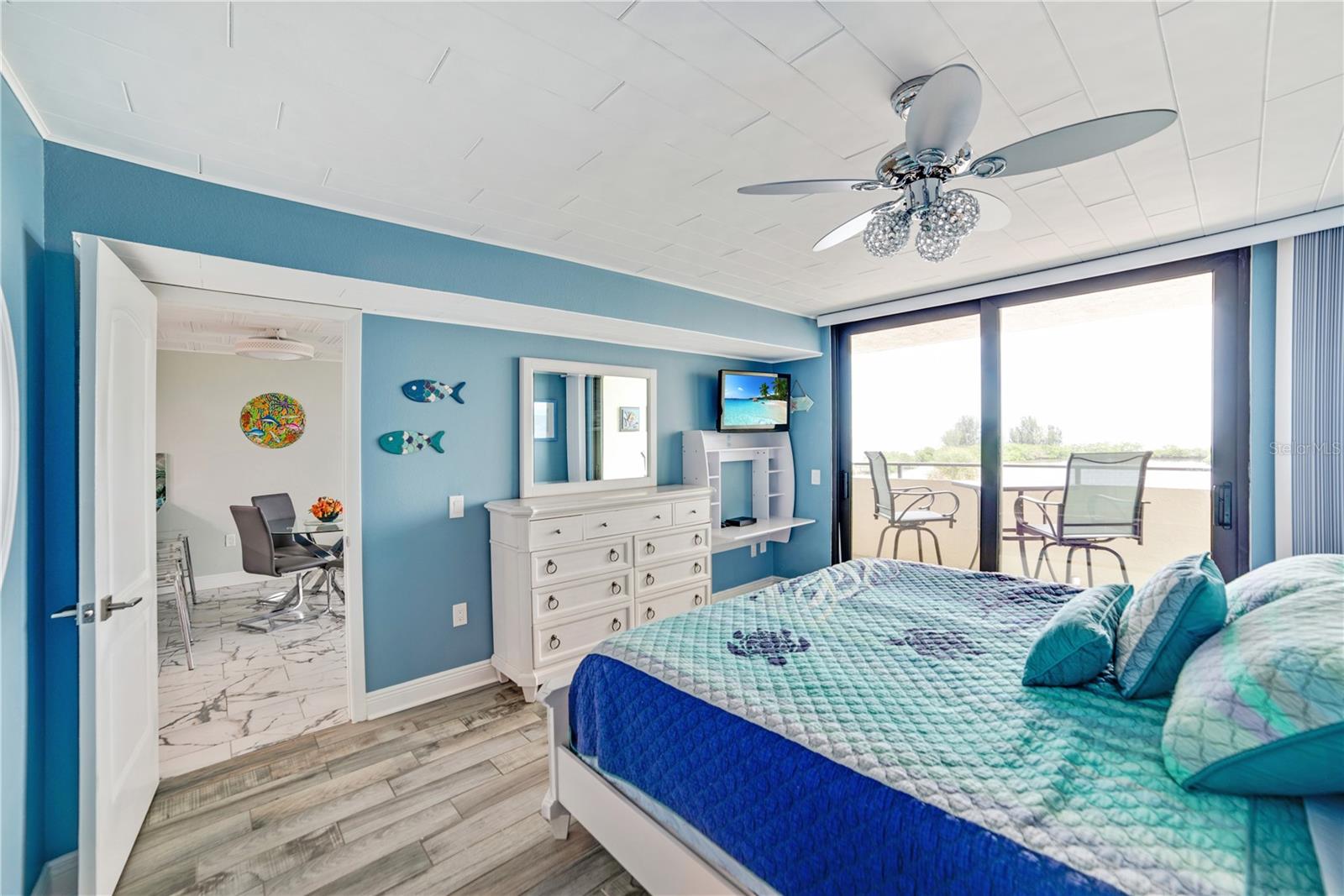 Image 17 of 44 For 5915 Sea Ranch Drive 314