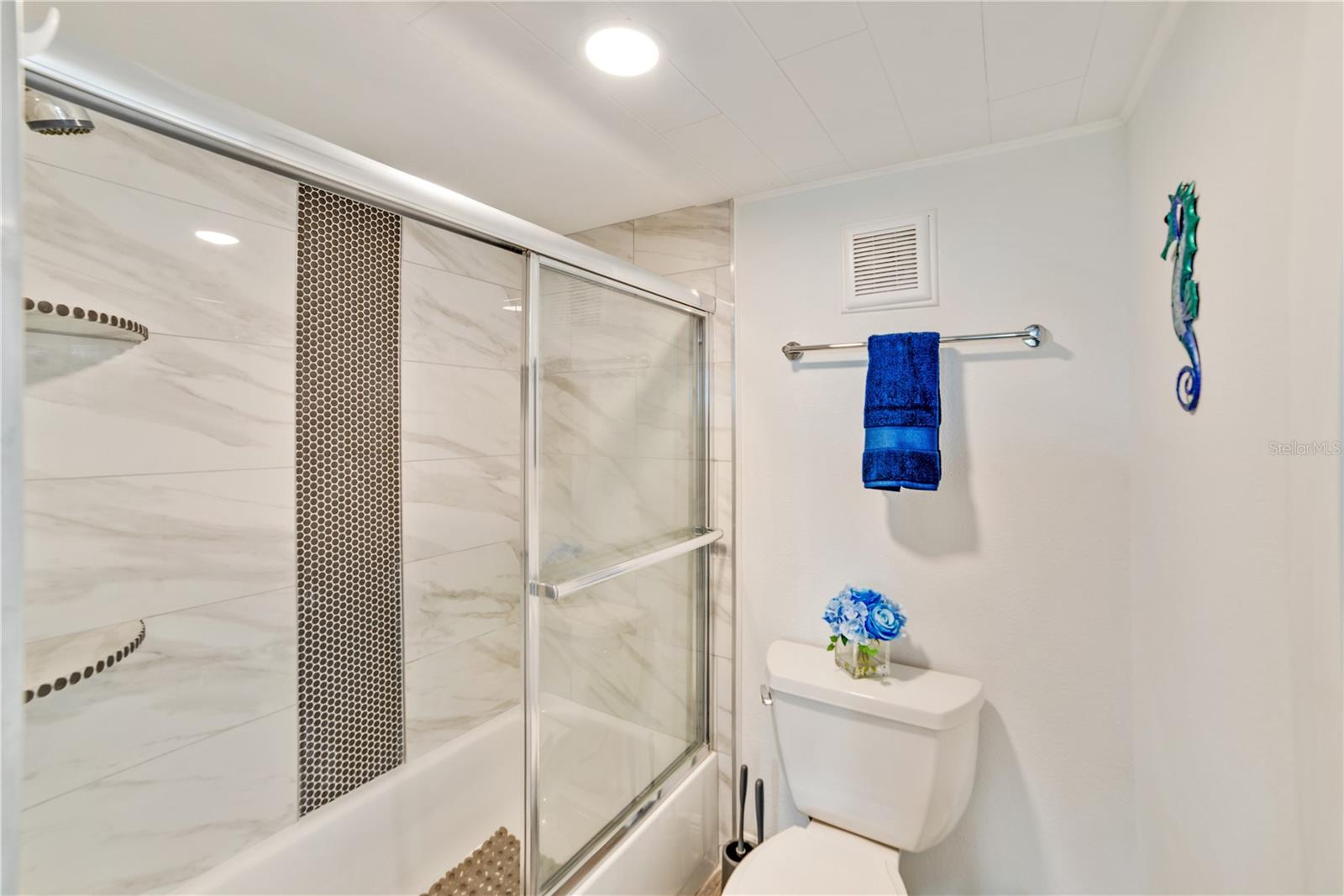 Image 24 of 44 For 5915 Sea Ranch Drive 314