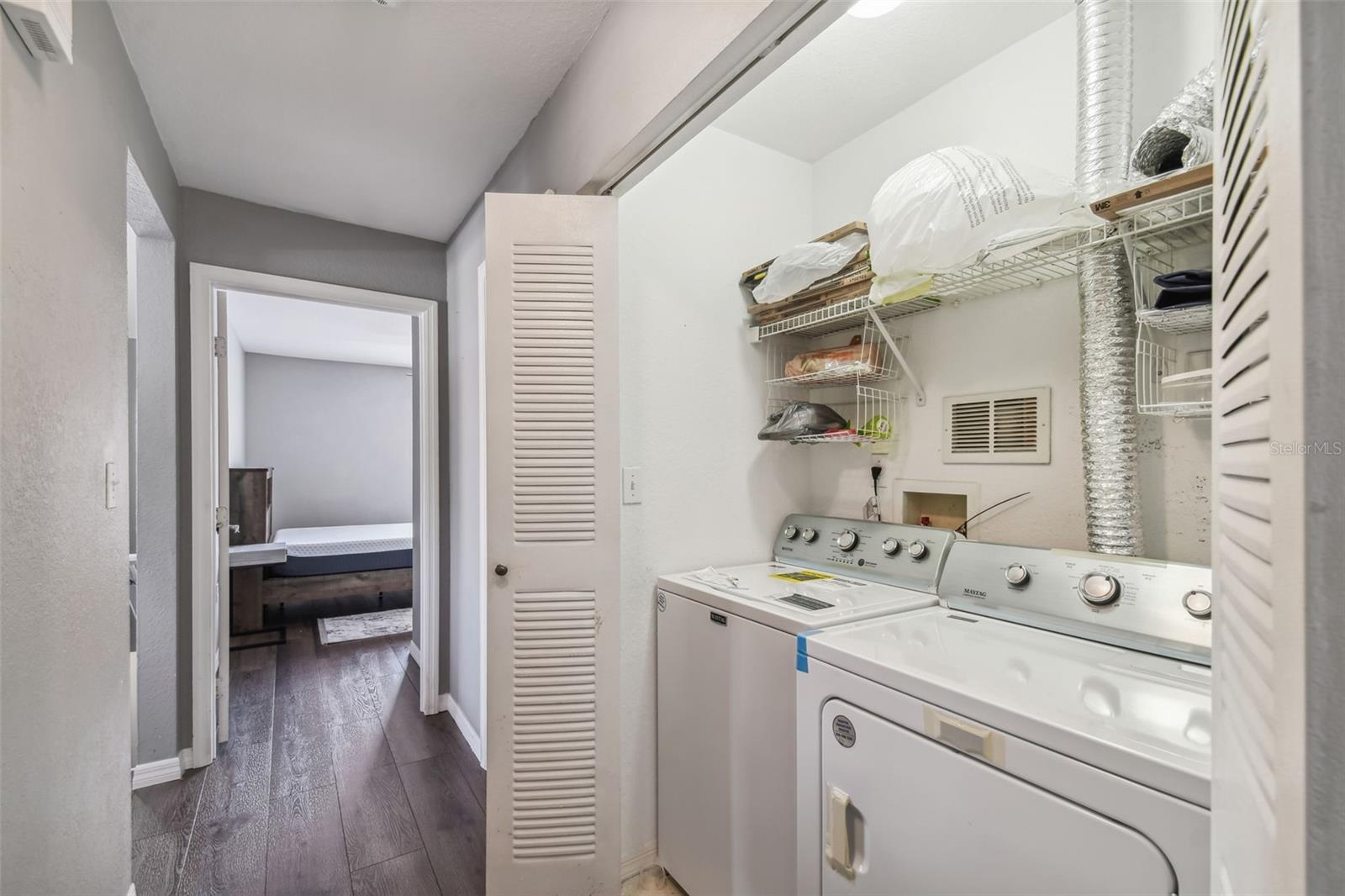 Image 21 of 57 For 10462 White Lake Court