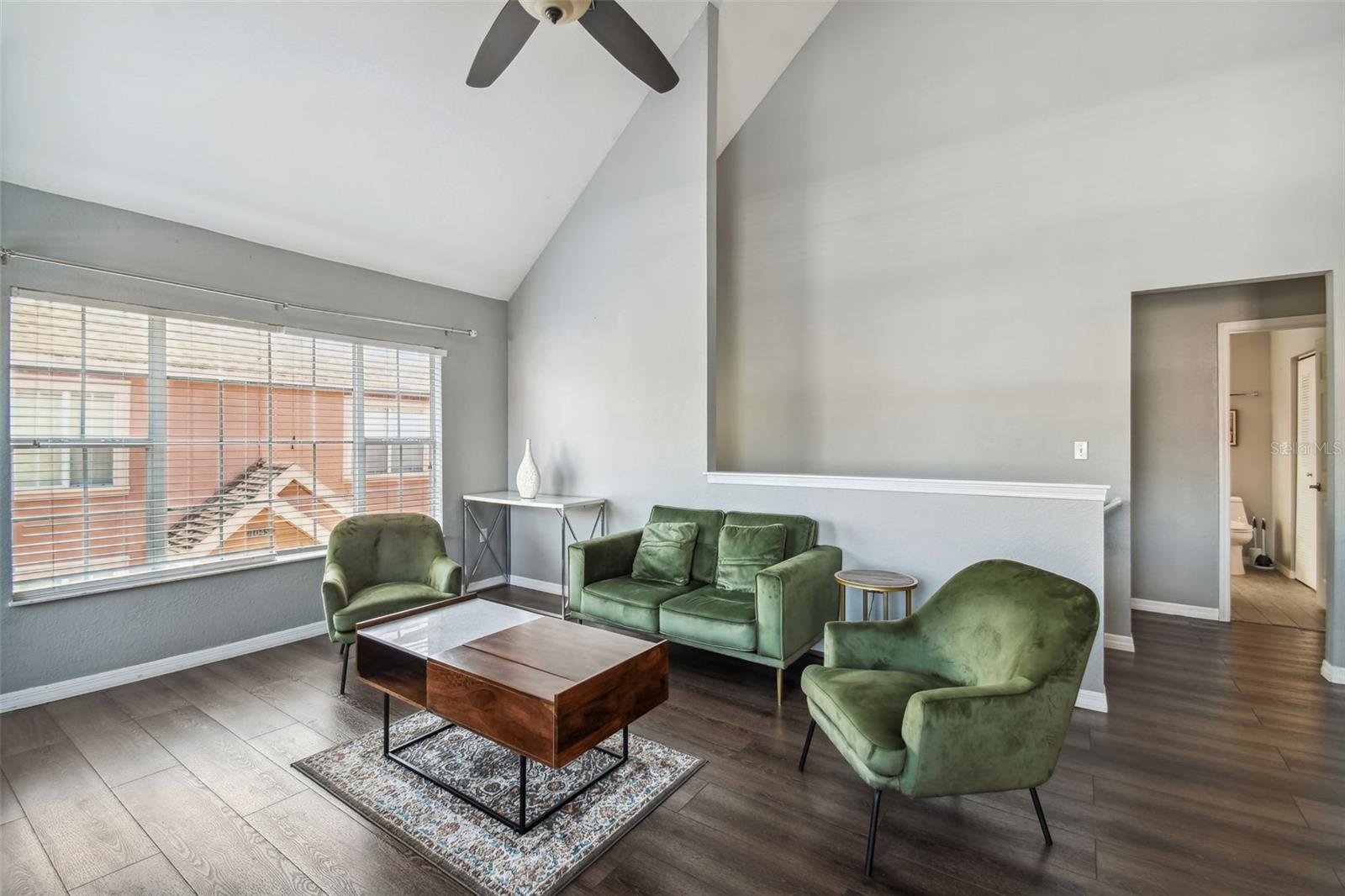 Image 8 of 57 For 10462 White Lake Court