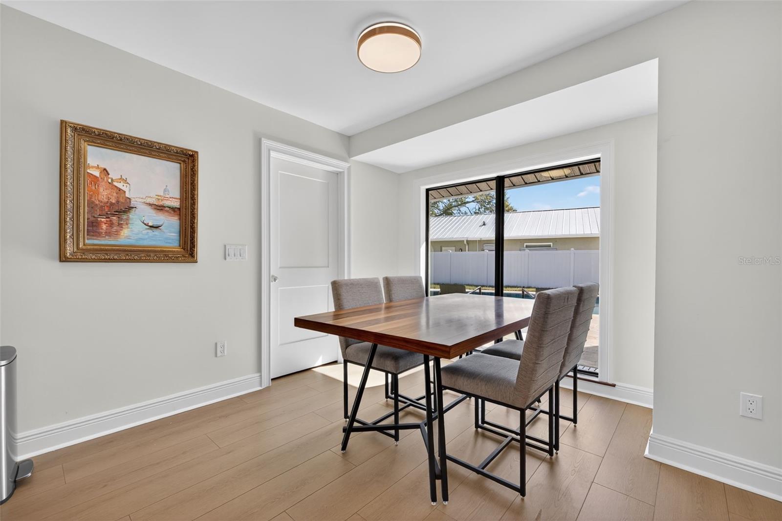 Image 21 of 44 For 13933 Cherry Creek Drive