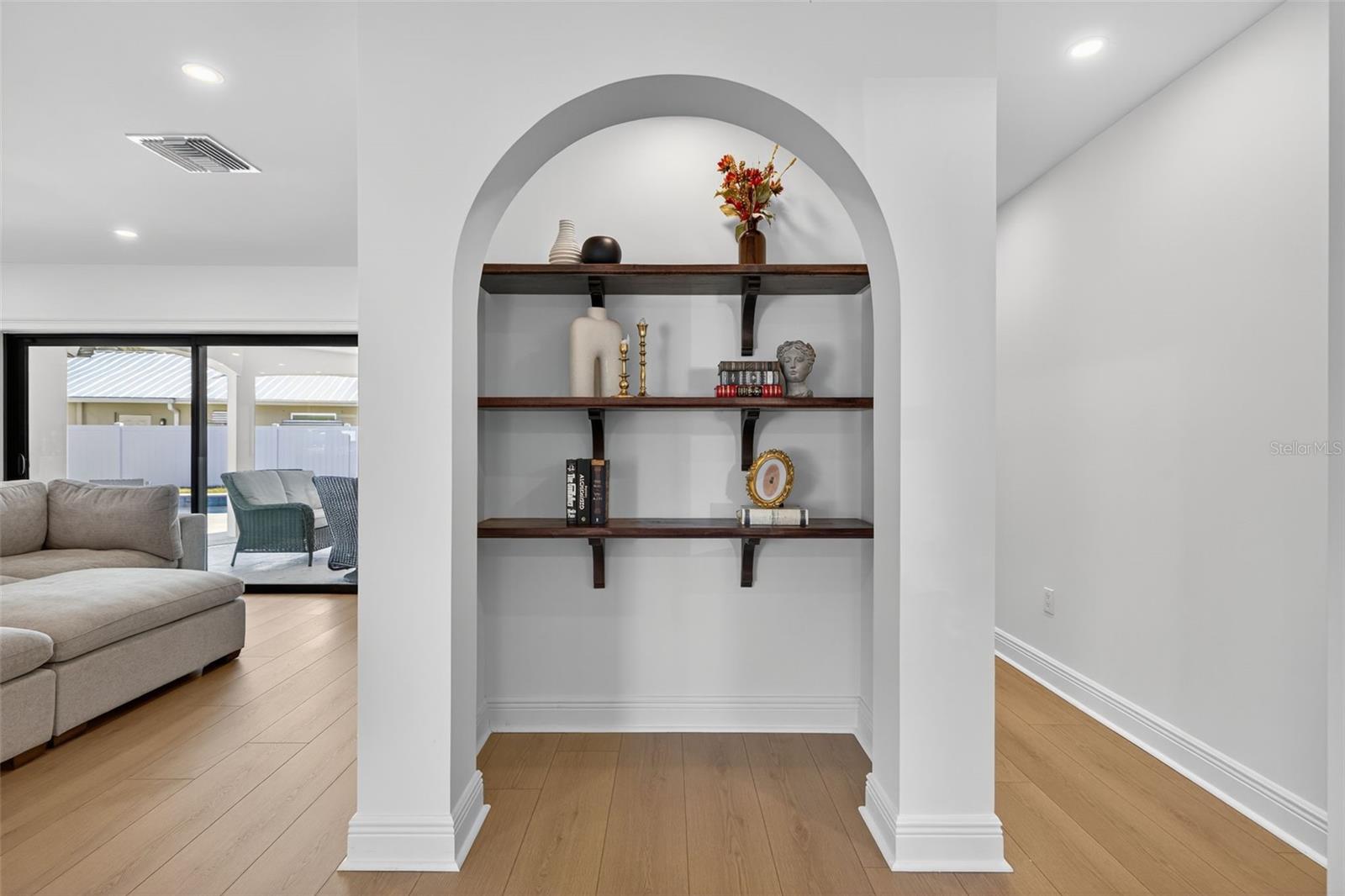 Image 24 of 44 For 13933 Cherry Creek Drive