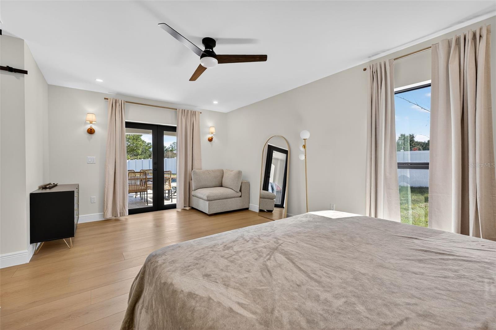 Image 26 of 44 For 13933 Cherry Creek Drive