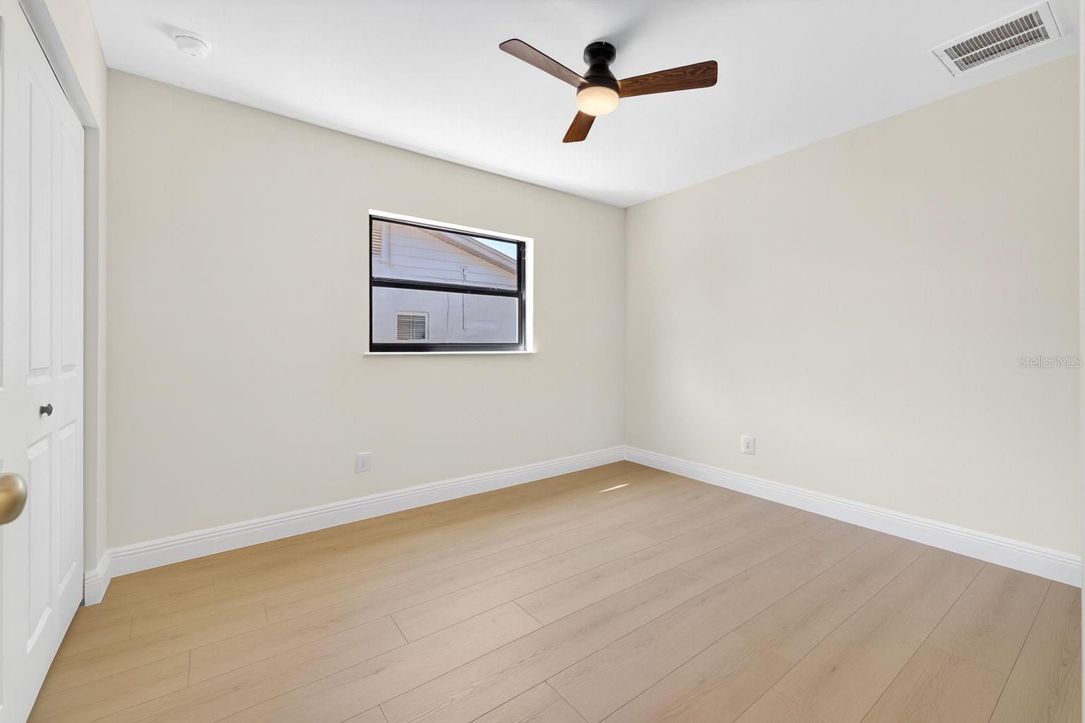 Image 29 of 44 For 13933 Cherry Creek Drive