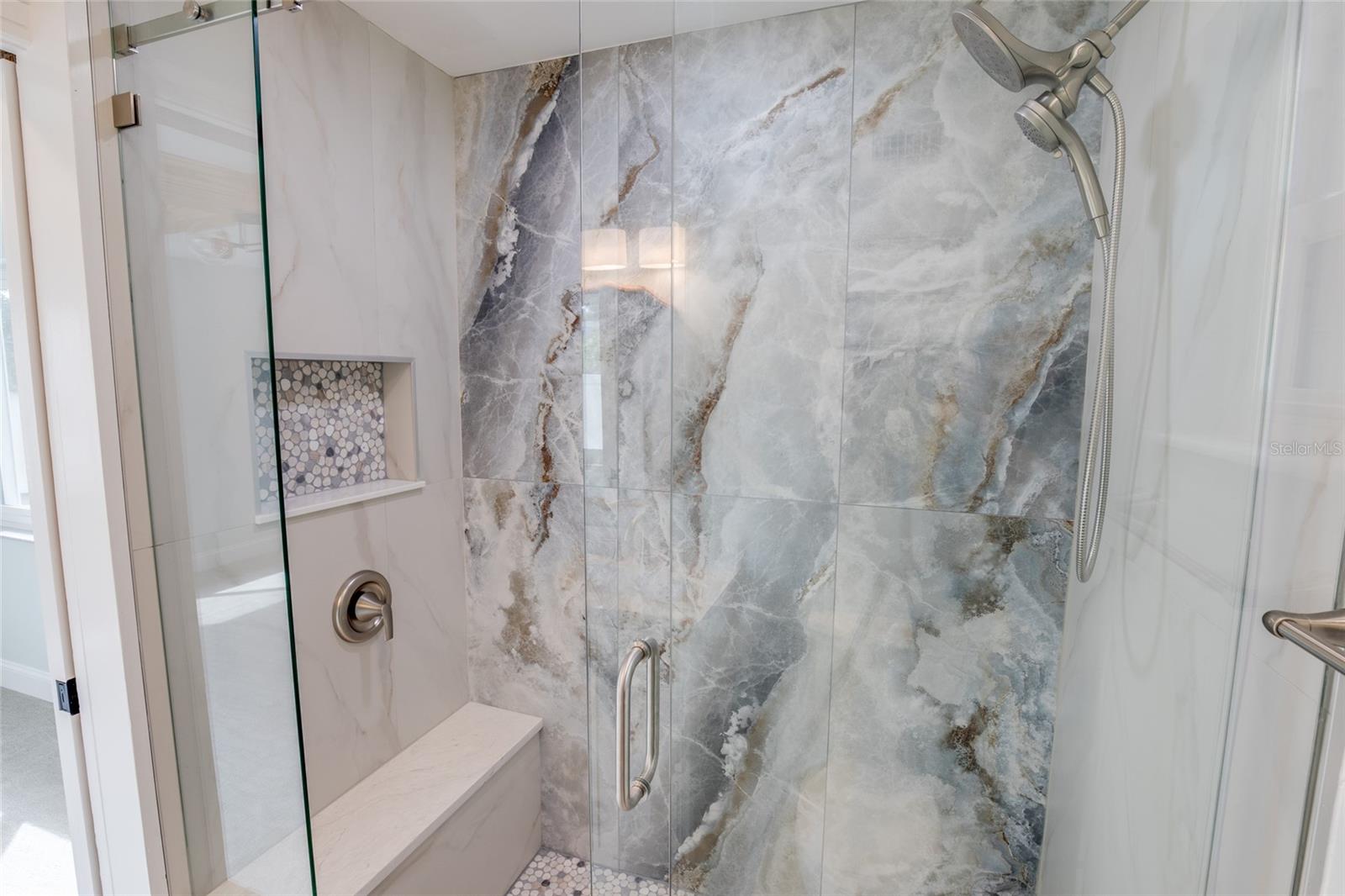 Image 21 of 61 For 229 Lime Circle S